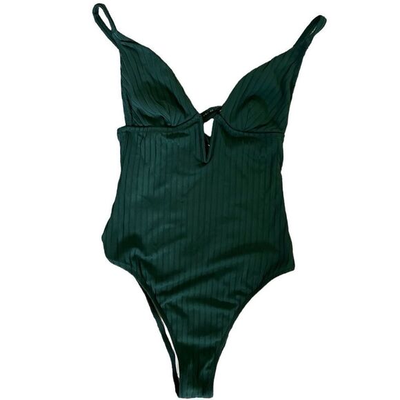 Shade & Shore One Piece Swimsuit - Picture 5 of 10